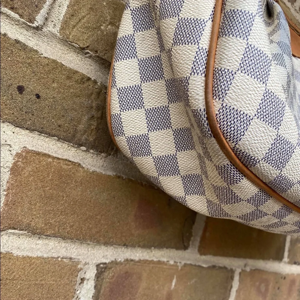 Louis Vuitton louis vuitton
